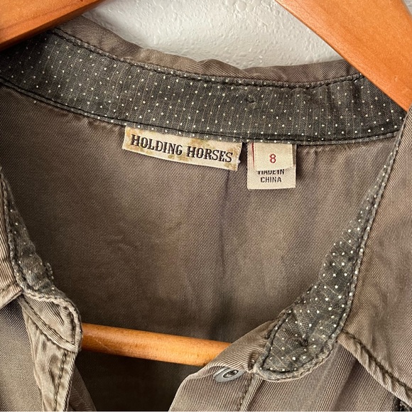 Holding Horses Army Green Butterfly Button Down Shirt Size 8 - Picture 4 of 13